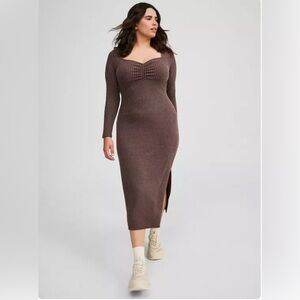 Elegant Ribbed Knit Dress